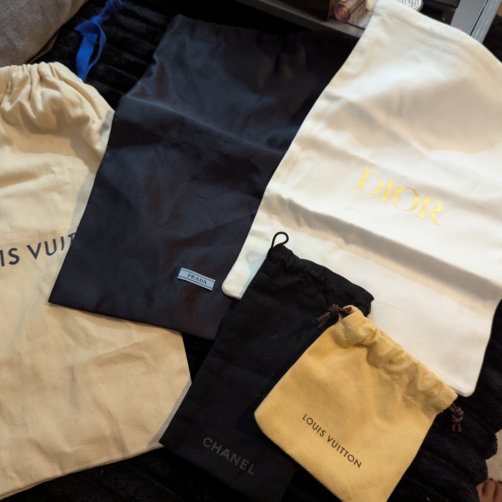 Gucci Dust Bag Collection - Black, Cream, Gold